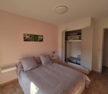 Port-Saint-Louis-du-Rhone Apartamento | Appartement T2 avec terrasse
