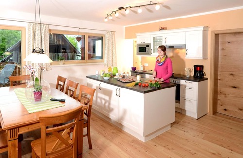 Falkenburg Apartamento | Appartement "landlust" ab 3 Nächte - Urlaub im Stall- Familiengenossenschaft