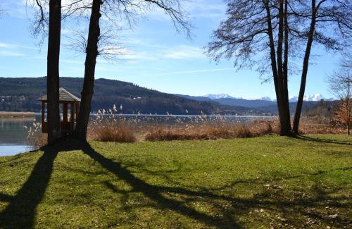 Krumpendorf am Woerther See Apartamento | Appartements Bürger