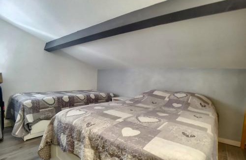 Saintes-Maries-de-la-Mer Apartamento | Appartement 8 pers. avec terrasse, proche centre - FR-1-475-157