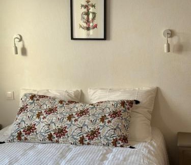 Saintes-Maries-de-la-Mer Apartamento | Appartement au cœur du village