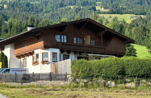 Hopfgarten Markt Apartamento | Appartement Renate