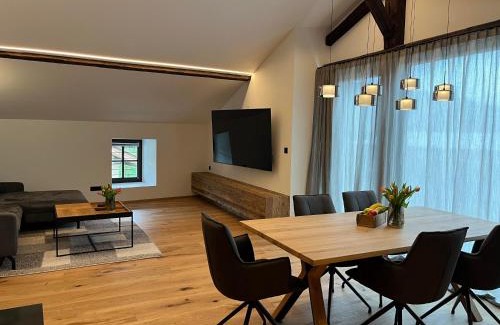 Hopfgarten Markt Apartamento | Appartements Gasthof Traube Top 5