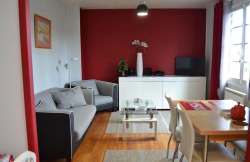 Barbezieux-Saint-Hilaire Apartamento | Appartement cosy avec terrasse et jardin privatif, à 5 min du centre-ville de Barbezieux. - FR-1-653-196
