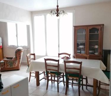 Saint-Andre-les-Vergers Apartamento | Appartement 3 chambres
