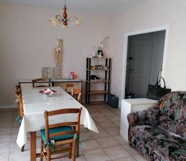 Saint-Andre-les-Vergers Apartamento | Appartement 3 chambres