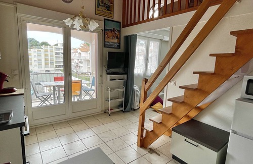 Saint-Palais-sur-Mer Apartamento | Appartement Refait à Neuf Centre Ville 300 m de la mer au Pied du Marché