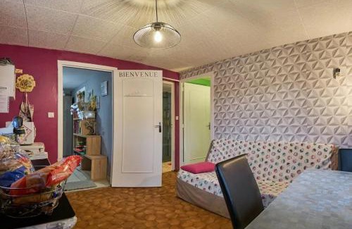 Saint-Victor-de-Cessieu Apartamento | Appartement charmant à Saint-Victor-de-Cessieu - 30 m² - Terrasse
