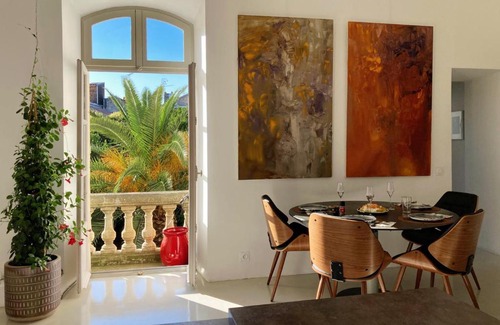 Arles City Centre Apartamento | Appartement à la Roquette, dans l'Hotel de Divonne, classé.