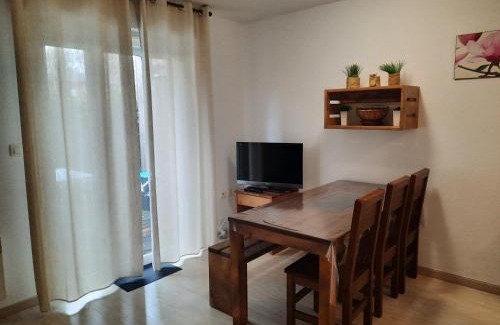 Aureilhan Apartamento | Appartement 1 chambre et 1 coin cabine, piscine, au bord du lac d 'Aureilhan,proche de Mimizan plage