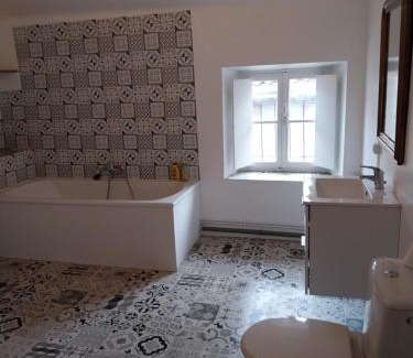 Lavelanet Apartamento | Appartement 2 chambres avec baignoire