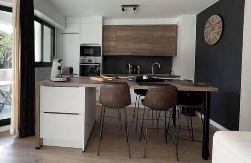 Pessac Apartamento | Appartement 2 Chambres Idéalement Situé en Centre Ville et au Calme