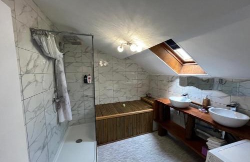 Coulonge Apartamento | Appartement 2 chambres - Oliver's home