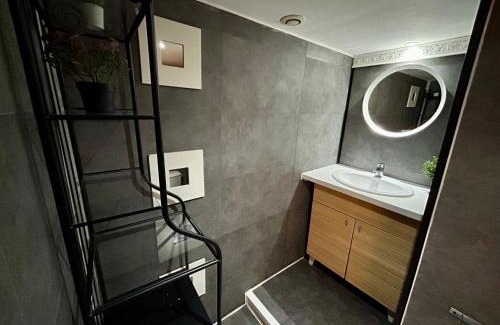 Saint Michel - Mairie Apartamento | Appartement 2 chambres - proche Métro à 10min de Bellecour