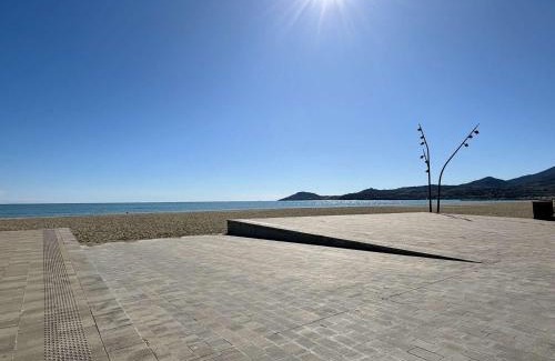 Argeles Plage Apartamento | Appartement 2 pièces/cabine, près de la plage avec loggia - Parking privé, TV, lave-linge & lave-vaisselle - FR-1-225-85