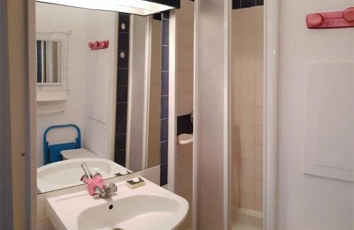 Plage d'Argeles Apartamento | Appartement 2 Pièces Cabine 6 Pers. près Plage - Parking, Climatisation - FR-1-388-73