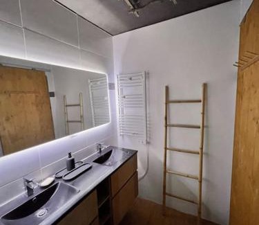Brignoles Apartamento | appartement, 3 chambres, vue panoramique, parking, accès ville