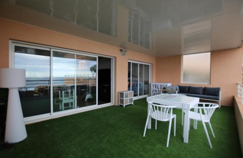 Le Trayas Apartamento | Appartement 3 pièces pieds dans l 'eau front de mer sur la côte d'Azur