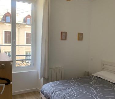 Loures-Barousse Apartamento | Appartement 3chambres avec jardin partagé