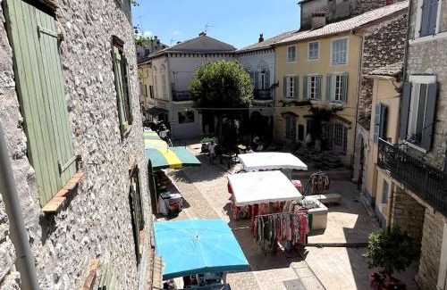 La Colle-sur-Loup Apartamento | Appartement 56m2 avec balcon en coeur de village