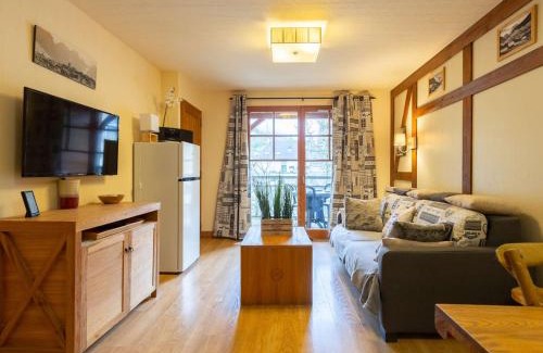 Saint-Lary-Soulan Apartamento | Appartement 6 pers avec piscine, sauna et terrasse - Saint-Lary-Soulan centre - FR-1-296-498