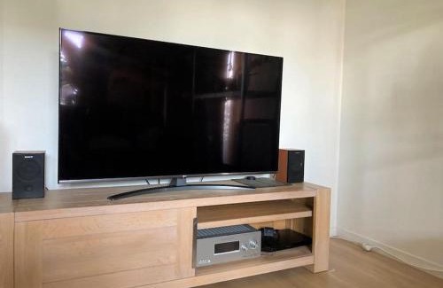 Asnieres-sur-Seine Apartamento | Appartement 87 m2 - 3 chambres - 6 personnes - Proche Paris - Parking gratuit