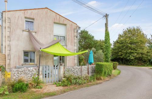 Mortagne-sur-Gironde Apartamento | Appartement accueillant à Mortagne-sur-Gironde, 45 m², terrasse