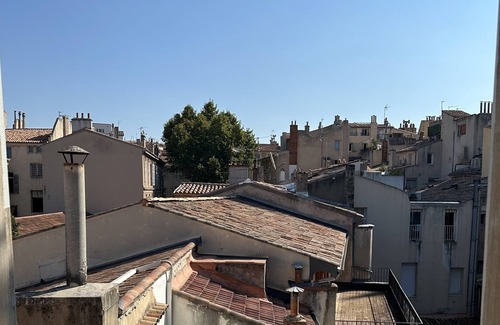 Mazarin Quarter Apartamento | Appartement Aix Centre Très Calme et Confortable 54m2