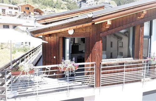 Lanslevillard Apartamento | Appartement Alliant Confort et Charme au Coeur du Village de Lanslevillard