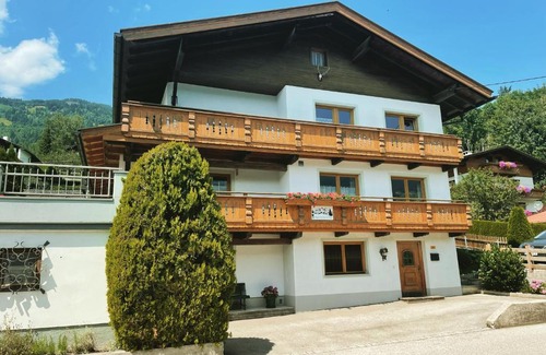 Fuegen Apartamento | Appartement Anja
