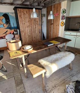 Metabief Chalet De Esquí | Appartement au cœur des montagnes