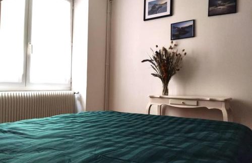 Campan Apartamento | Appartement au cœur du village de campan
