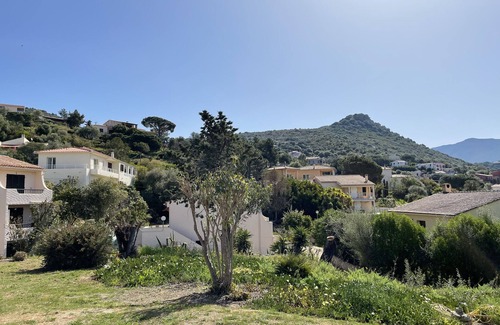 Tiuccia Apartamento | Appartement au Calme Proximité Plage
