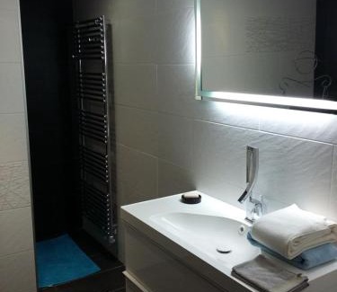 La Haie-Fouassiere Apartamento | Appartement au bord de la Sèvre Nantaise