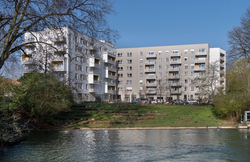 Mulhouse Apartamento | T3-Apartamento-Baño en la habitacion