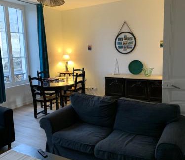 Loures-Barousse Apartamento | Appartement avec jardin