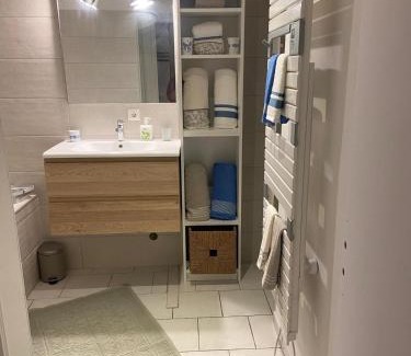 Salernes Apartamento | Appartement avec jardin