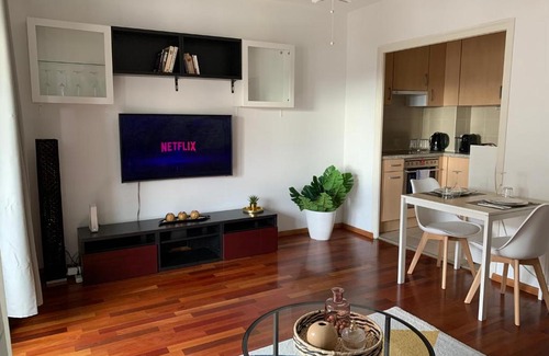 Ecublens Apartamento | Appartement avec Netflix - proche de Renens Gare
