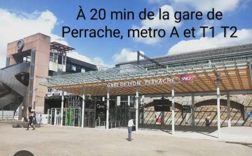 Saint-Fons Apartamento | Appartement beau confort