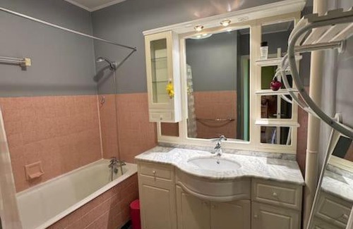 Villers-sur-Mer Apartamento | Appartement calme proche de la mer avec parking