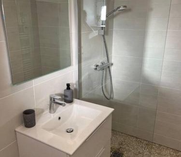 Guecelard Apartamento | Appartement Centre de Guécélard