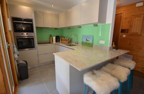 Les Gets Apartamento | Appartement Centre Les Gets, Pied des Pistes, Belle Terrasse, 2 Ch, 1 Cabine, 6/8 Couchages - FR-1-623-99