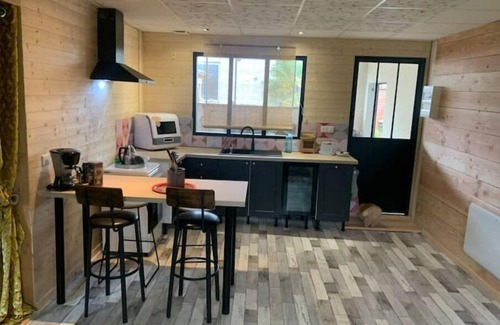 Saintes Apartamento | Appartement Centre Ville Avec Piscine et Jacuzzi