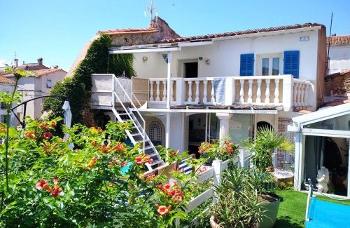 Le Boulou Apartamento | appartement centre ville du Boulou pour 2 adultes-2 enfants- check in 17h 20h check out 11h max juille-aout 1 semaine minimum