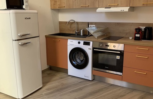 Gares Apartamento | 🌟appartement Climatisé, Secteur Gare et de la Place de la Comédie Avec Terrasse