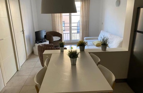 Porquerolles Apartamento | Appartement climatisé 50m2 centre du village
