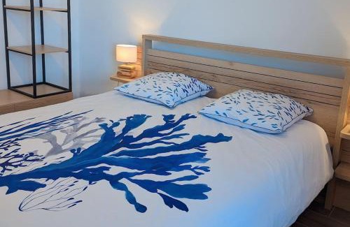 Plonevez-Porzay Apartamento | Appartement Confort pour 2 personnes Sur la plage Les pieds dans leau