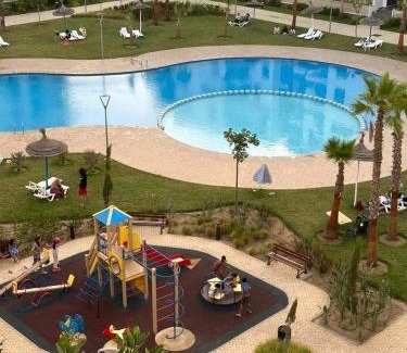 Martil Apartamento | Appartement confort - Piscines, Plage 300m, Résidence fermée