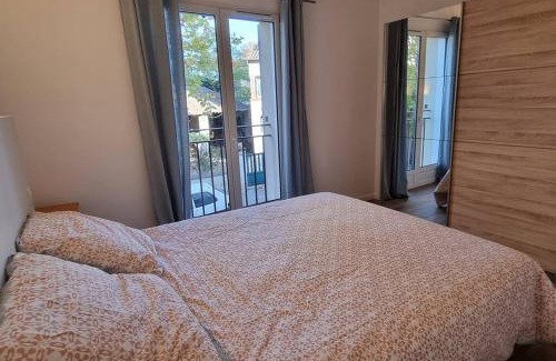 Lambesc Apartamento | Appartement Confortable & Lumineux