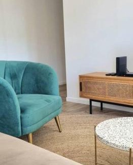 Lambesc Apartamento | Appartement Confortable & Lumineux